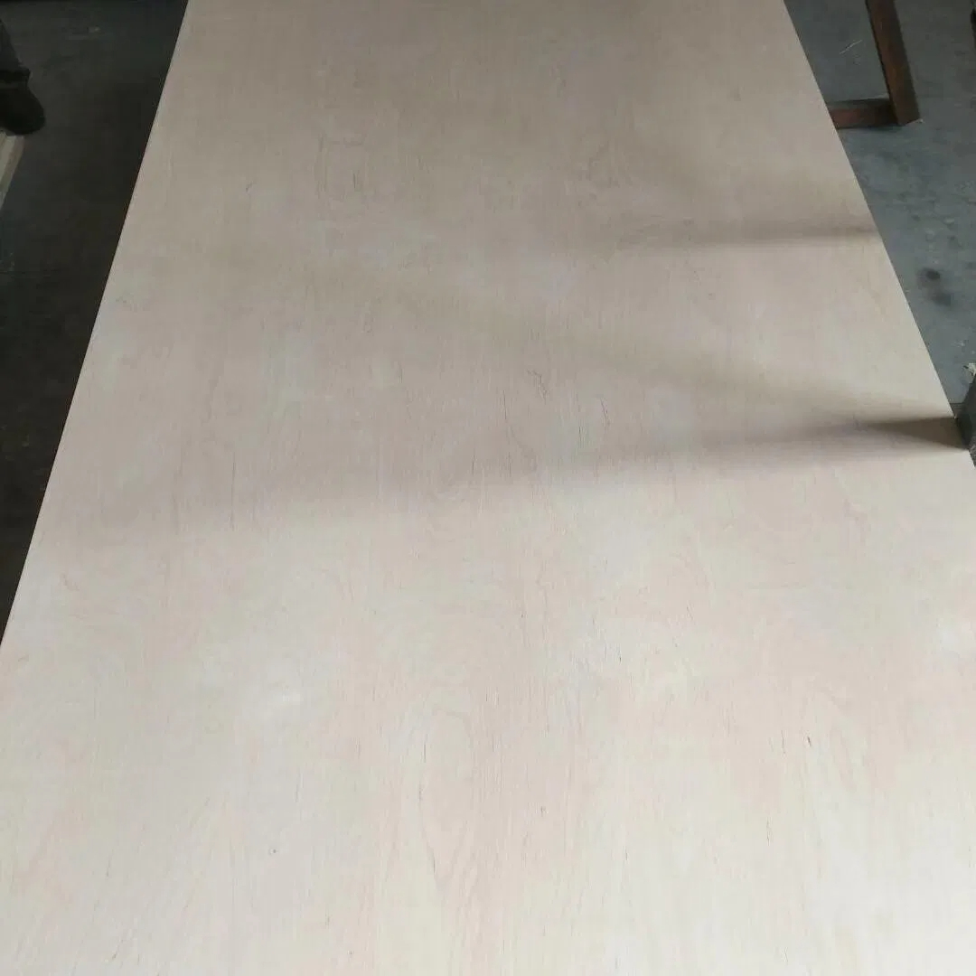 Impacto da espessura do filme no filme Bright Faced Plywood Performance